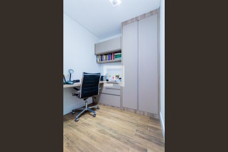 Apartamento à venda com 162m², 4 quartos e 3 vagasEscritório