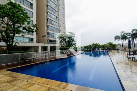 Apartamento à venda com 162m², 4 quartos e 3 vagasÁrea comum - Piscina