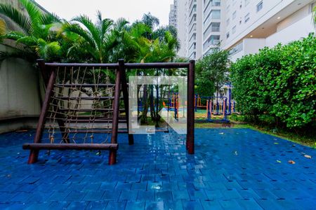 Apartamento à venda com 162m², 4 quartos e 3 vagasÁrea comum - Playground