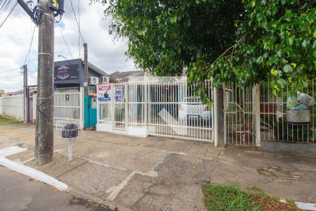 Casa à venda com 93m², 3 quartos e 2 vagasFachada