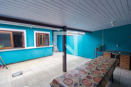 Casa à venda com 93m², 3 quartos e 2 vagasQuintal e Churrasqueira