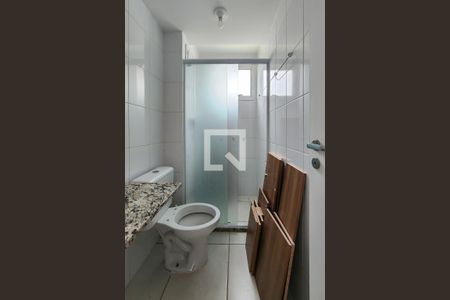 Banheiro  de apartamento para alugar com 2 quartos, 53m² em Santa Terezinha, São Bernardo do Campo