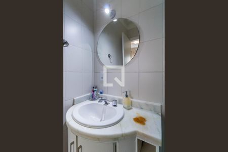 Casa de condomínio à venda com 115m², 2 quartos e 2 vagasBanheiro da Suíte 1