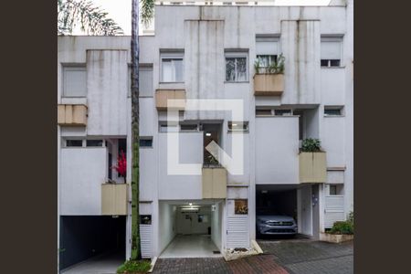 Casa de condomínio à venda com 115m², 2 quartos e 2 vagasFachada