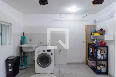 Casa de condomínio à venda com 115m², 2 quartos e 2 vagasGaragem/ Área de Serviço