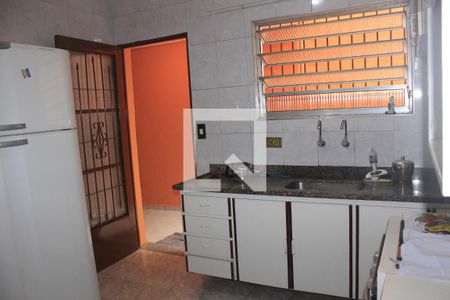 Casa para alugar com 125m², 2 quartos e 2 vagasCozinha