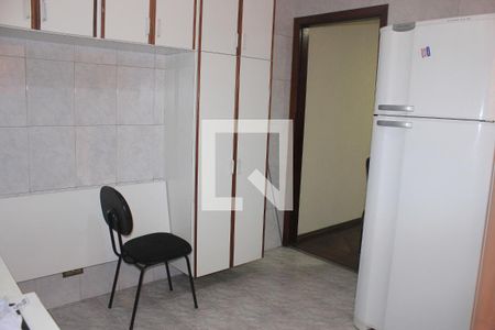Casa para alugar com 125m², 2 quartos e 2 vagasCozinha