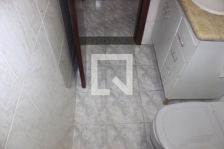 Casa para alugar com 125m², 2 quartos e 2 vagasBanheiro 1