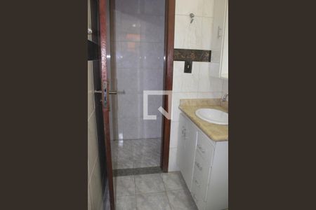 Casa para alugar com 125m², 2 quartos e 2 vagasBanheiro 1