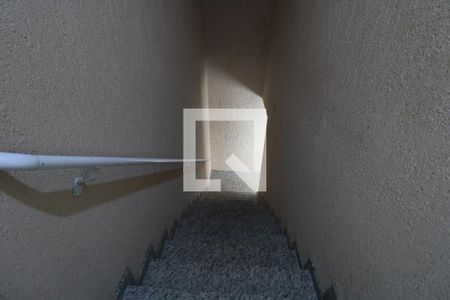 Apartamento para alugar com 80m², 2 quartos e 2 vagasEscada