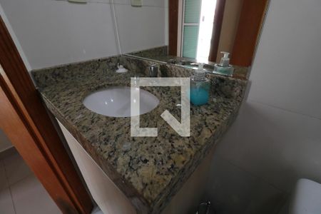 Apartamento para alugar com 80m², 2 quartos e 2 vagasBanheiro - Pia