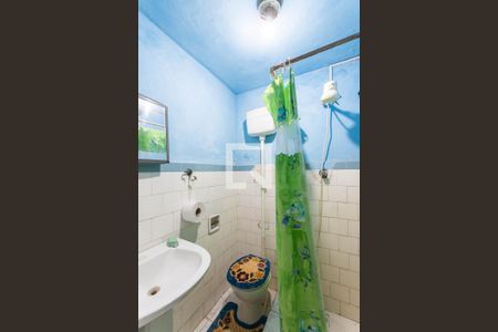 Casa à venda com 380m², 4 quartos e 3 vagasCasa anexo 2