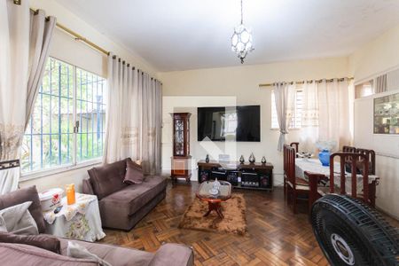 Sala de casa à venda com 4 quartos, 380m² em Riachuelo, Rio de Janeiro