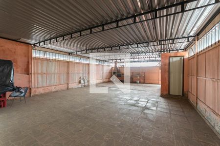 Casa à venda com 380m², 4 quartos e 3 vagasTerraço