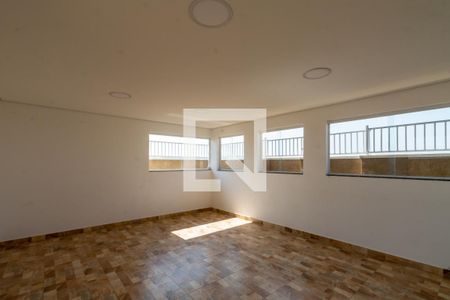 Apartamento para alugar com 55m², 2 quartos e 1 vaga Apartamento para alugar com 55m², 2 quartos e 1 vagaÁrea comum - Salão de festas