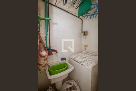 Casa à venda com 148m², 3 quartos e 2 vagas Casa à venda com 148m², 3 quartos e 2 vagasÁrea de Serviço