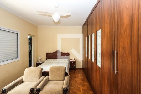 Casa para alugar com 325m², 3 quartos e 3 vagasSuíte 2