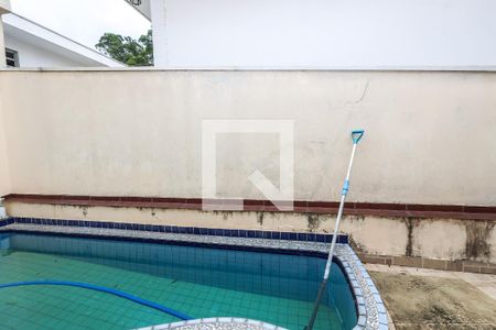 Casa para alugar com 325m², 3 quartos e 3 vagasPiscina