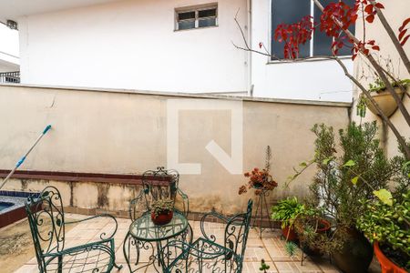 Casa para alugar com 325m², 3 quartos e 3 vagasPiscina