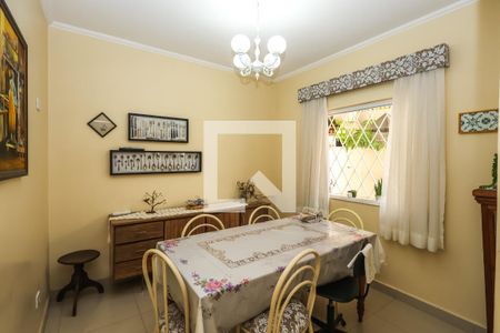 Casa para alugar com 325m², 3 quartos e 3 vagasCopa