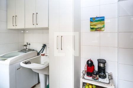 Casa para alugar com 325m², 3 quartos e 3 vagasÁrea de Serviço