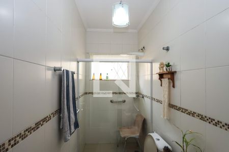 Casa para alugar com 325m², 3 quartos e 3 vagasBanheiro Social