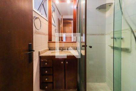Apartamento à venda com 76m², 3 quartos e 2 vagasBanheiro Quarto 3 Suite
