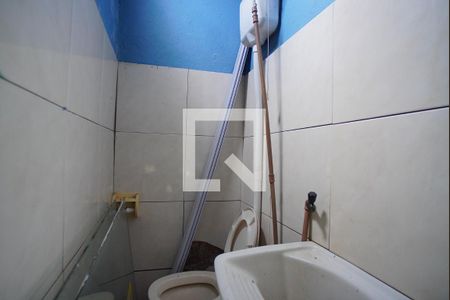 Casa à venda com 75m², 1 quarto e 2 vagas Casa à venda com 75m², 1 quarto e 2 vagasGaragem - Banheiro