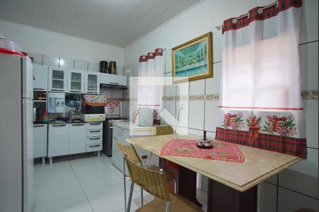 Casa à venda com 75m², 1 quarto e 2 vagas Casa à venda com 75m², 1 quarto e 2 vagasCozinha