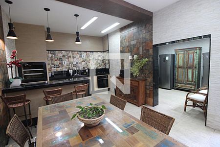 Casa à venda com 187m², 5 quartos e 3 vagasEspaço Gourmet