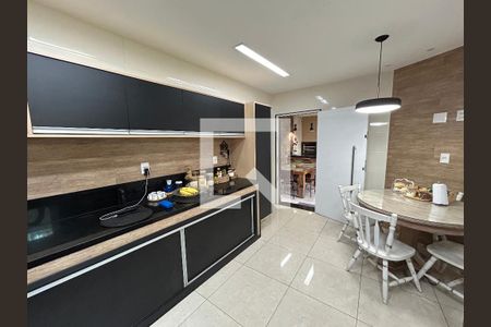 Casa à venda com 187m², 5 quartos e 3 vagasCozinha