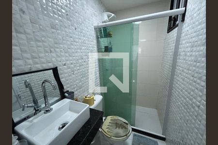 Casa à venda com 187m², 5 quartos e 3 vagasBanheiro 1