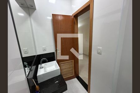 Casa à venda com 187m², 5 quartos e 3 vagasBanheiro da Suíte