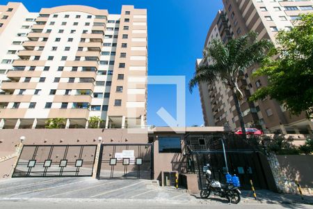 Fachada do Condomínio de apartamento para alugar com 2 quartos, 66m² em Cidade Líder, São Paulo