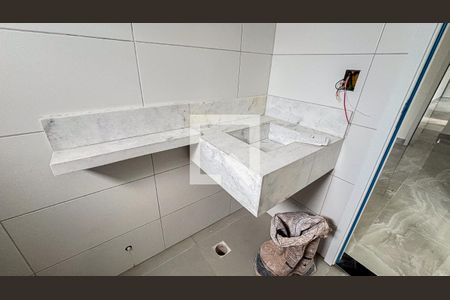 Apartamento à venda com 156m², 3 quartos e 2 vagas Apartamento à venda com 156m², 3 quartos e 2 vagasBanheiro da Suíte