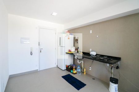 Sala / Cozinha de kitnet/studio para alugar com 1 quarto, 36m² em Jardim Caravelas, São Paulo