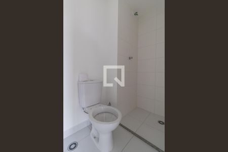 Apartamento para alugar com 33m², 2 quartos e sem vaga Apartamento para alugar com 33m², 2 quartos e sem vagaBanheiro