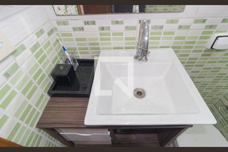 Apartamento à venda com 52m², 2 quartos e 1 vaga Apartamento à venda com 52m², 2 quartos e 1 vagaDetalhe - Banheiro