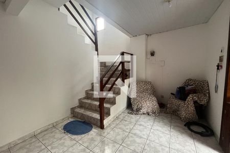 Entrada de casa para alugar com 2 quartos, 100m² em Jardim Guanabara, Rio de Janeiro