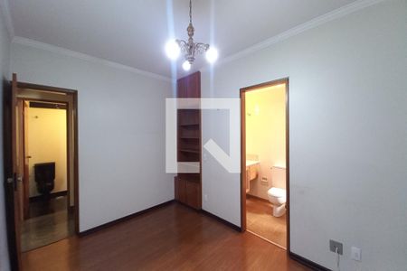 Apartamento à venda com 210m², 5 quartos e 2 vagas Apartamento à venda com 210m², 5 quartos e 2 vagasQuarto 1 - Suíte