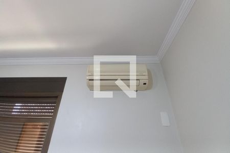 Apartamento à venda com 210m², 5 quartos e 2 vagas Apartamento à venda com 210m², 5 quartos e 2 vagasDetalhe da Suíte 1