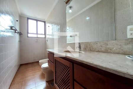 Apartamento à venda com 210m², 5 quartos e 2 vagas Apartamento à venda com 210m², 5 quartos e 2 vagasBanheiro da Suíte 3