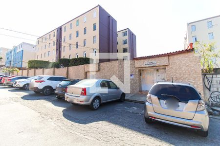Fachada  de apartamento à venda com 2 quartos, 52m² em Conjunto Residencial José Bonifácio, São Paulo