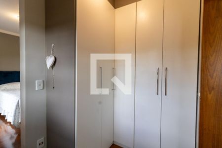 Casa de condomínio à venda com 268m², 3 quartos e 2 vagasCloset da suíte