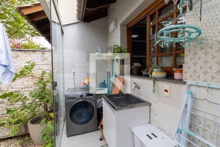 Casa de condomínio à venda com 268m², 3 quartos e 2 vagasÁrea de Serviço