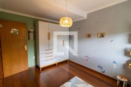 Casa de condomínio à venda com 268m², 3 quartos e 2 vagasQuarto 1