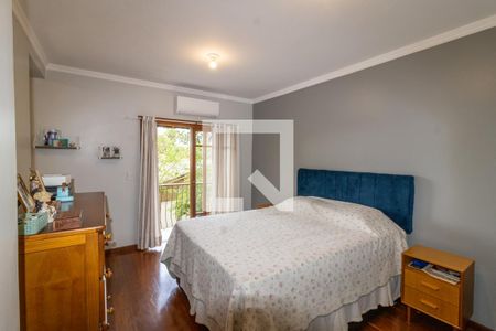 Casa de condomínio à venda com 268m², 3 quartos e 2 vagasSuíte