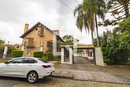 Casa de condomínio à venda com 268m², 3 quartos e 2 vagasFachado do condomínio