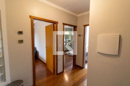 Casa de condomínio à venda com 268m², 3 quartos e 2 vagasCorredor