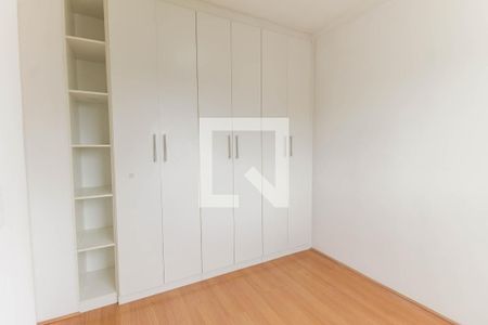 Quarto 1 de apartamento à venda com 2 quartos, 42m² em Vila Carmosina, São Paulo